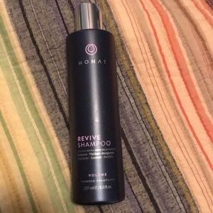 Monat revive shampoo - new